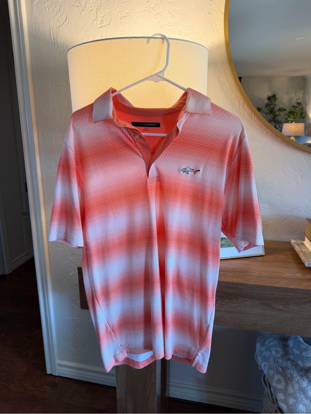 NEW Men's MEDIUM GREG NORMAN GOLF SHIRT
